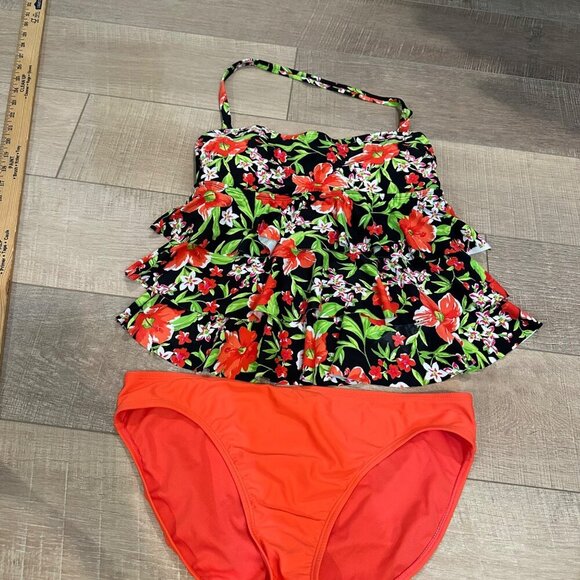 ISLAND ESCAPE WOMENS TANKINI TOP SIZE 8 BOTTOMS SIZE 12 - Picture 1 of 10